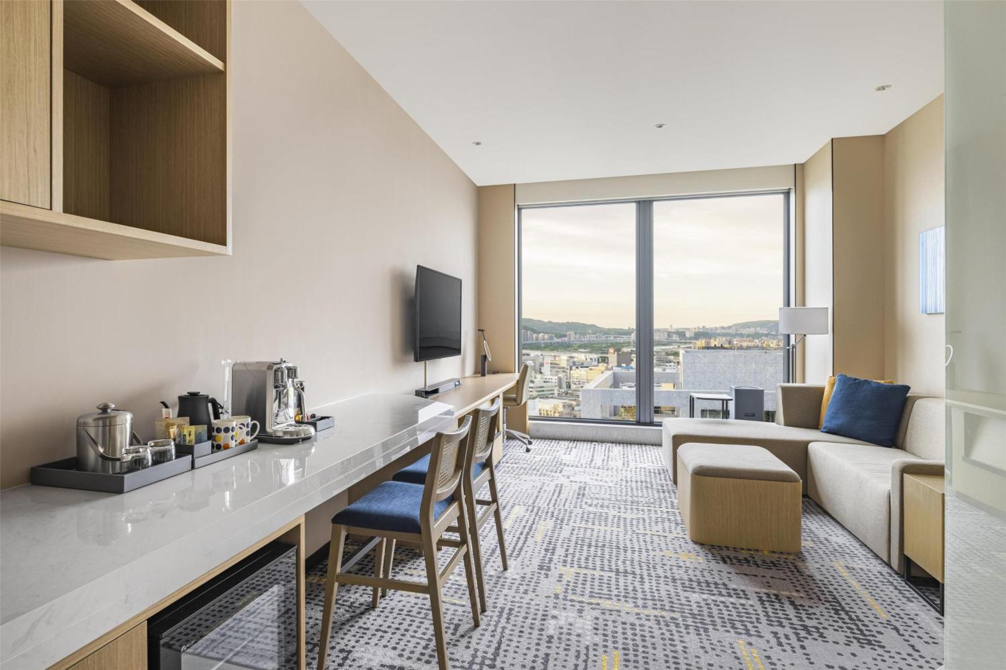 Hyatt Place New Taipei City Xinzhuang Exterior photo